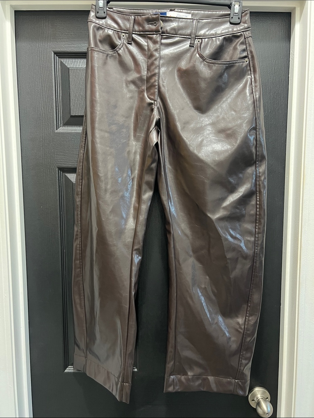 Old Navy Faux Leather Barrel-Leg Pants in Dark Brown